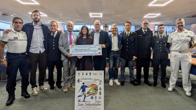 Donazione della Polizia Locale di Montesilvano al reparto Neonatolgia di Pescara
