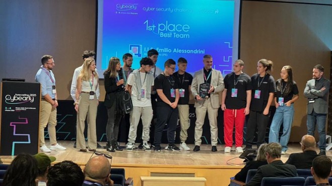 Gli studenti dell'Istituto Alessandrini di Montesilvano campioni di cyber security
