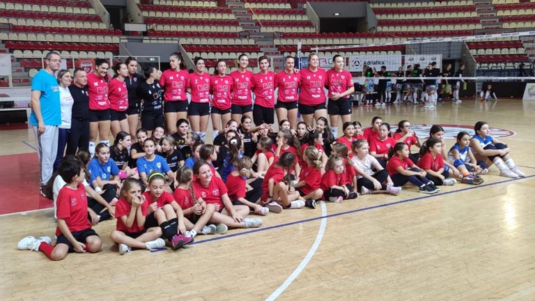 futura volley e mini torneo per bambine
