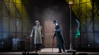 IL CASO JEKYLL PER LA STAGIONE DI PROSA DEL TEATRO MARIA CANIGLIA DI SULMONA