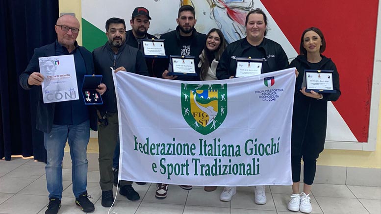 Asd Fionda Floriano e dirigente Giorgio Pompa ricevono la Stella di Bronzo al Merito Sportivo del Coni