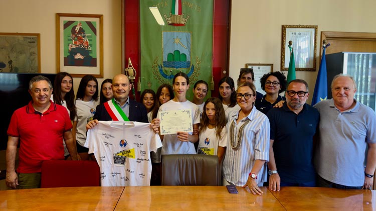 L'Amministrazione Comunale premia la Pallavolo ASI Pineto per la promozione in Prima Divisione Femminile