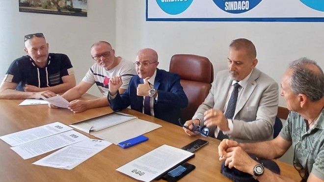 Pettinari e l'esposto in Procura per rete gas Pescara