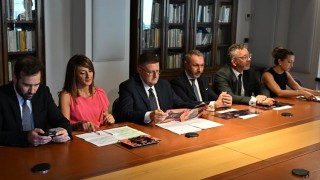 Da sin. Jacopo Sipari, Alessandra Ricci, Roberto Santangelo, Vincenzo Giovagnorio, Ettore Pellegrino, Alessia Rubeo.jpg