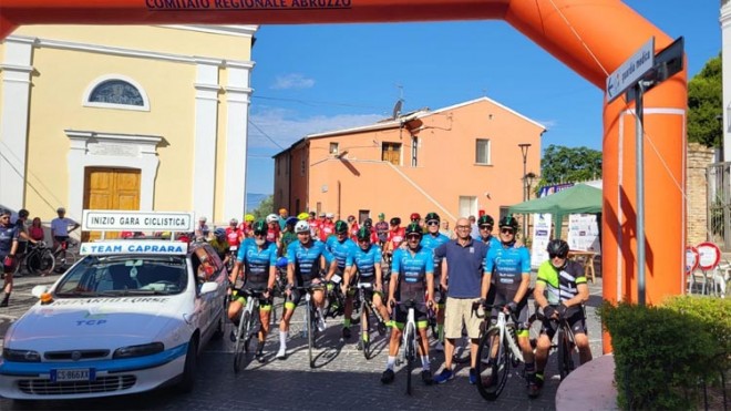 gara ciclistica a Caprara d'Abruzzo