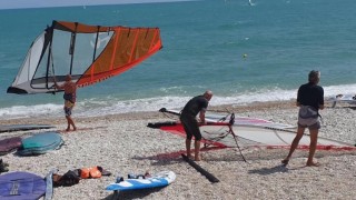 windsurf