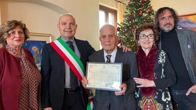 Annunzio Amelii compie 100 anni. Gli auguri dell'Amministrazione di Pineto