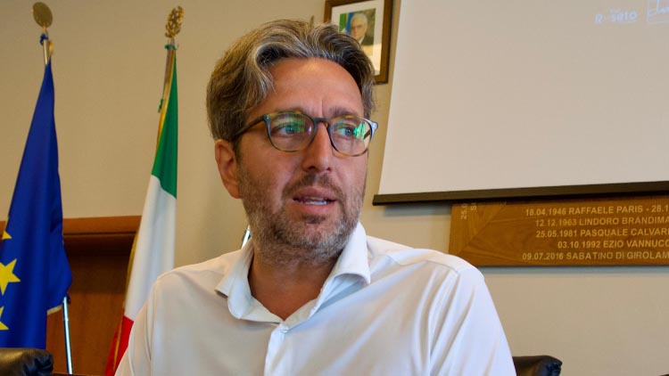 Sindaco Mario Nugnes