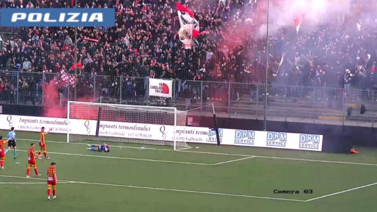 portiere giulianova stordito da bomba