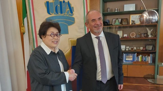 Rettrice Kim e Rettore Stuppia