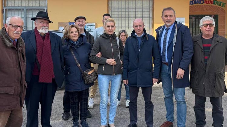Pettinari e amici