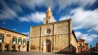 Atri Chiesa