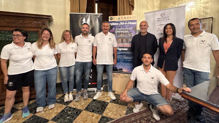 presentazione notturna Pescara
