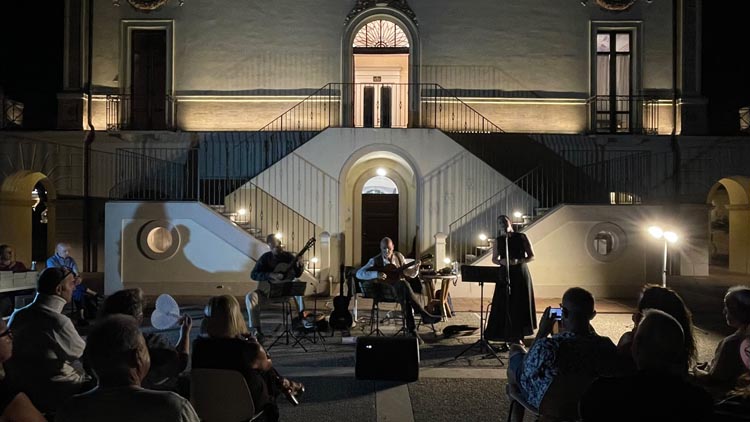 serata musicale a Pineto